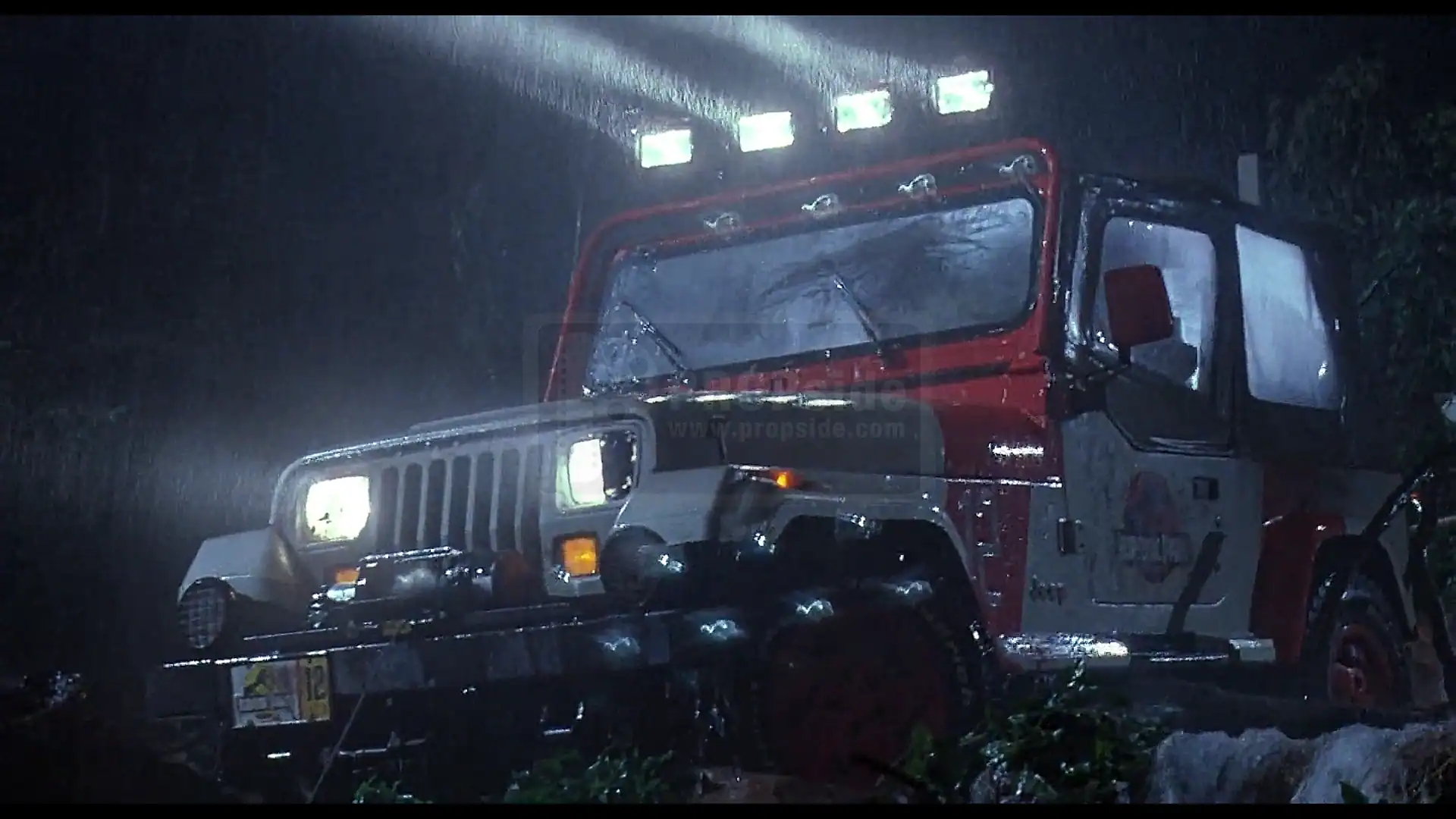 jurassic-park-jeep-wrangler-12-01.webp jurassic-park-jeep-wrangler-12-01.webp